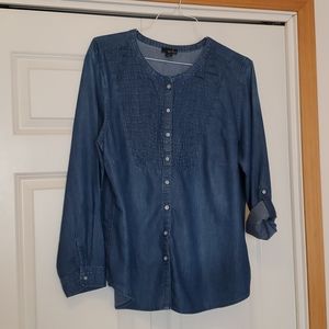 Ladies stylish denim blouse, 1x, nice condition